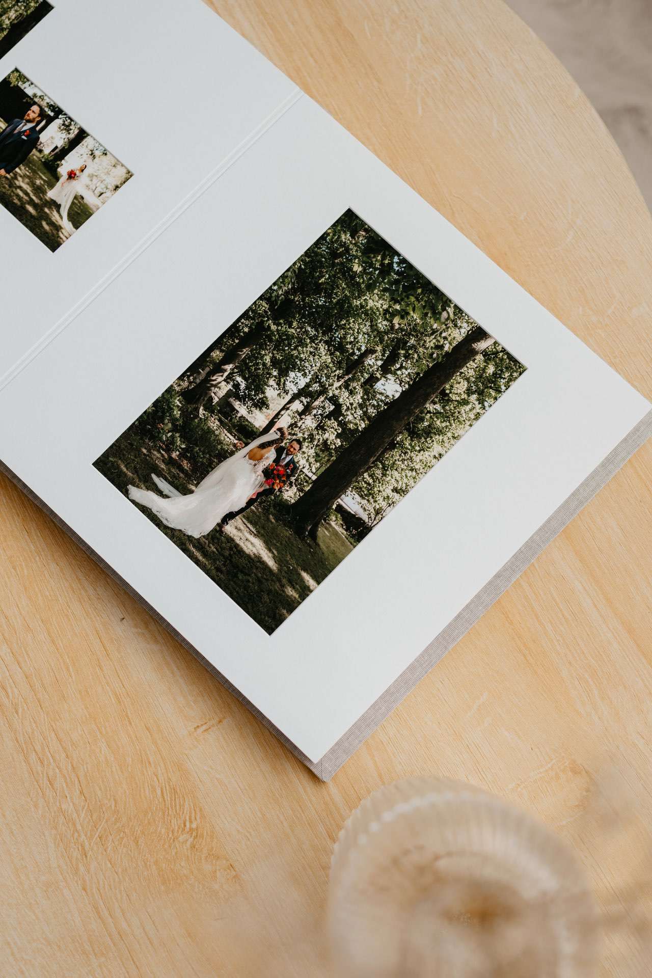 Luxury Matted Album in Pebble Cotton Fabric with Fine Art Printing For Weddings and Family Photos